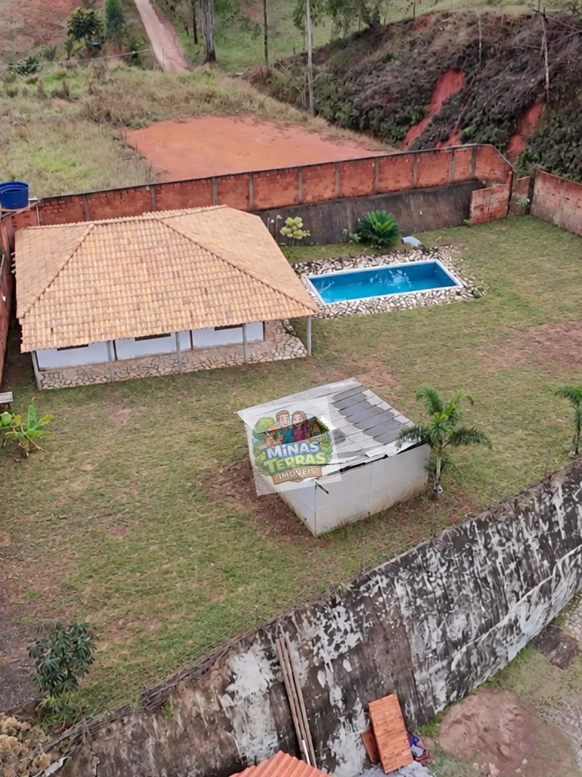 Granja à venda: Granja no Triqueda — Coronel Pacheco em Triqueda, Coronel Pacheco, MG